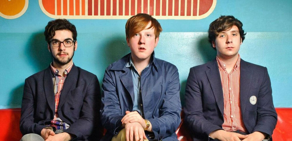 Two door cinema club кевин бэйрд. Two door cinema club tourist history. Two door cinema club 2022. Two door cinema club wonderful life. Bad decisions two door cinema club.