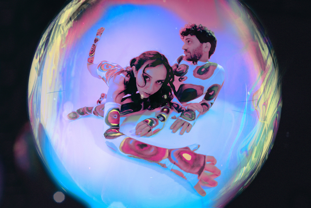 Magdalena Bay anuncia su álbum debut Mercurial World y comparte el