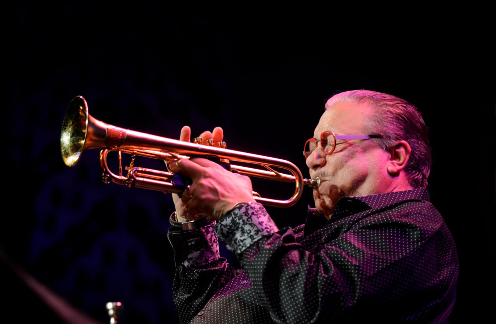 La leyenda del jazz y multi Grammy, Arturo Sandoval, agenda íntimo show