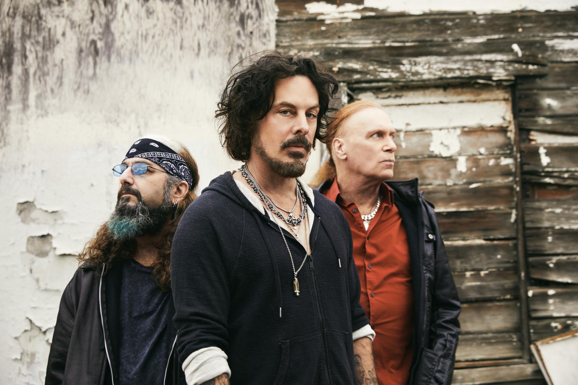 The Winery Dogs Anuncia Fecha En Chile